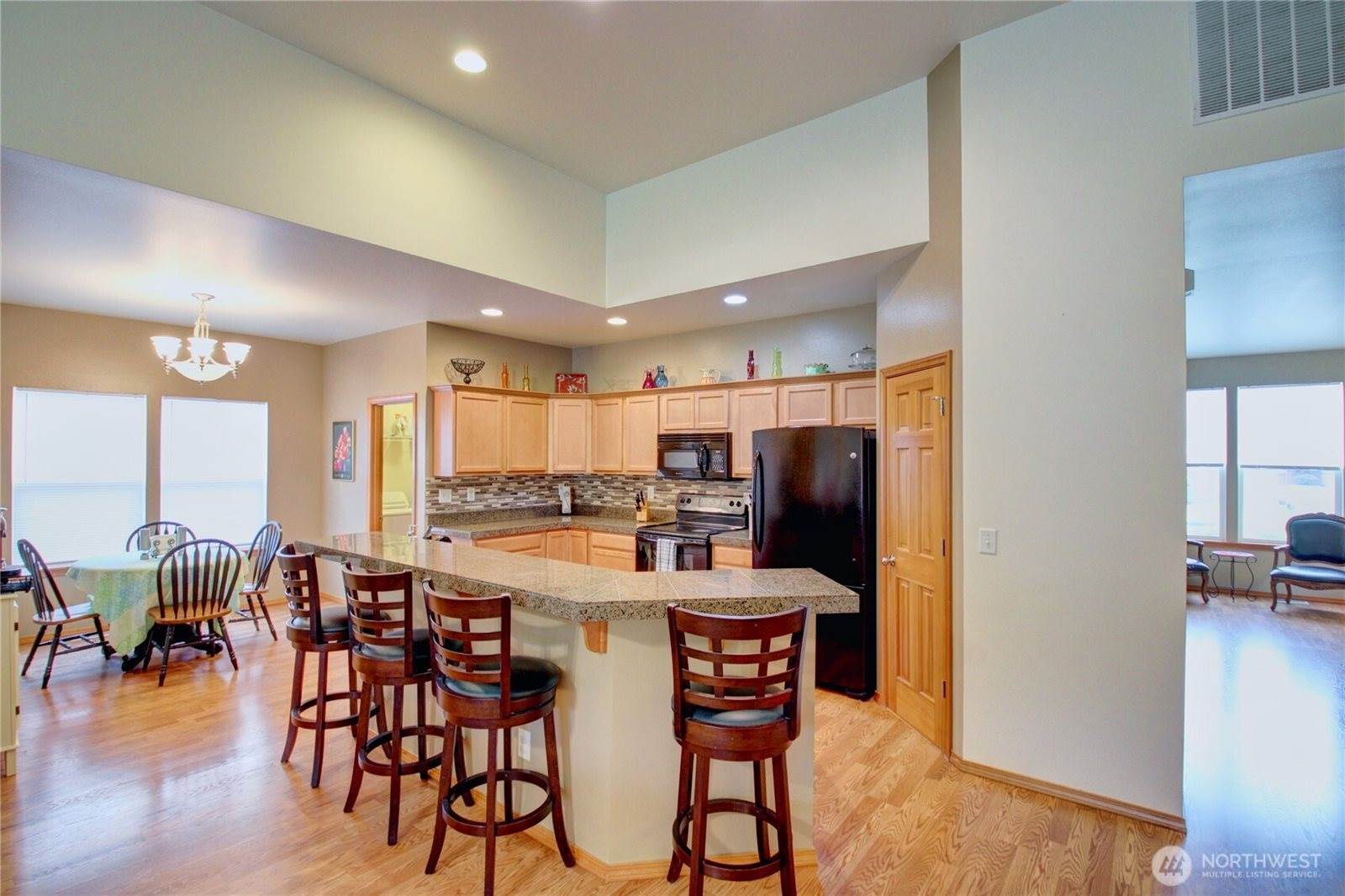 1902 Tundra Loop, Mount Vernon, WA 98273