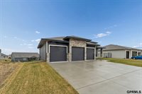 11207 North 170Th Street, Bennington, NE 68007