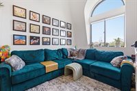 160 Commonwealth Ave, Boston, MA 02116