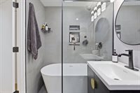 160 Commonwealth Ave, Boston, MA 02116