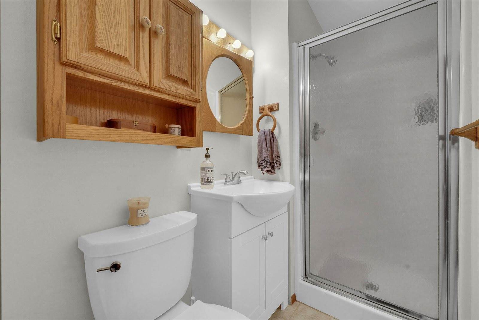 6412 East Higgins Lake Drive, Roscommon, MI 48653
