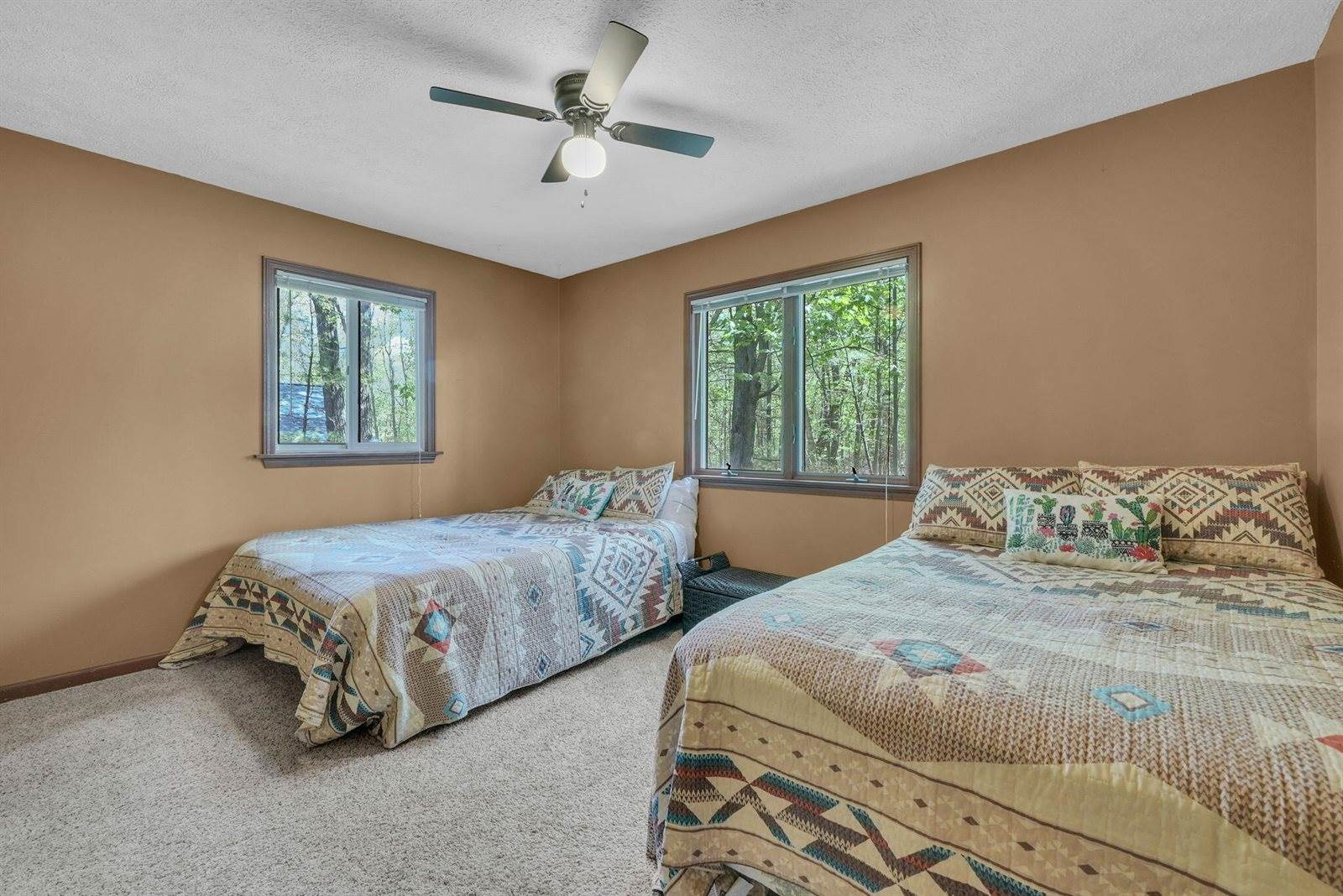6412 East Higgins Lake Drive, Roscommon, MI 48653