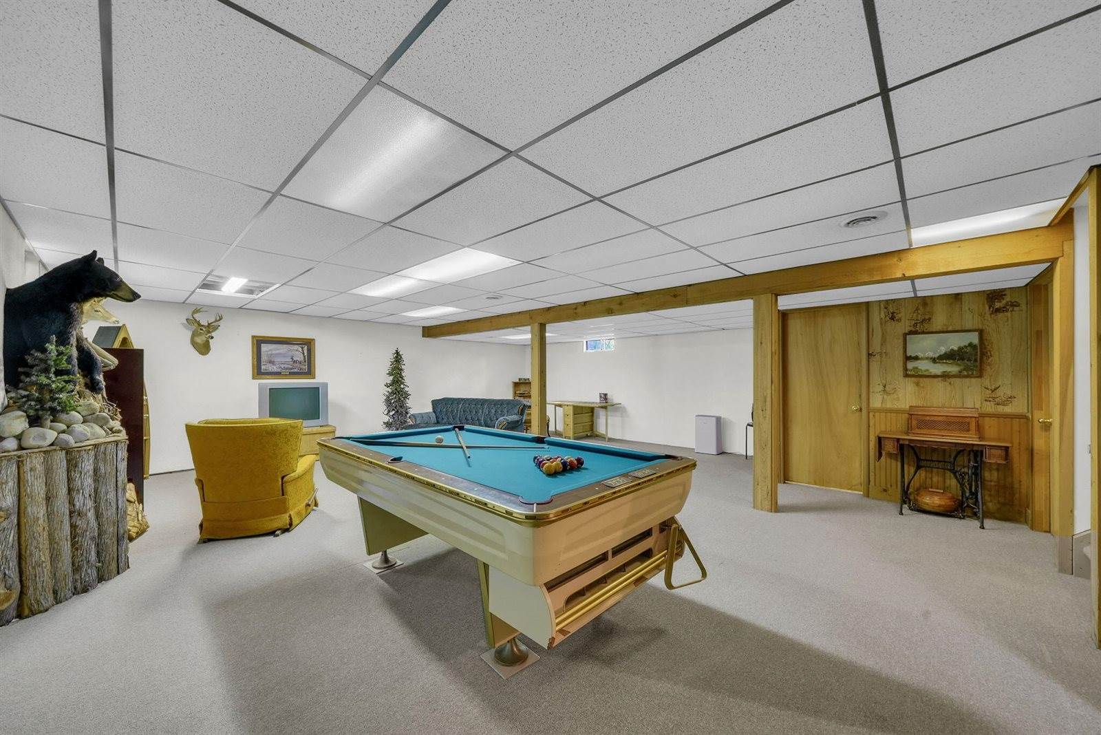 6412 East Higgins Lake Drive, Roscommon, MI 48653