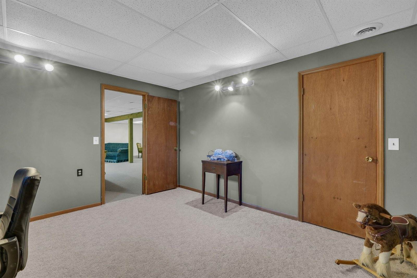 6412 East Higgins Lake Drive, Roscommon, MI 48653