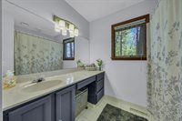 6412 East Higgins Lake Drive, Roscommon, MI 48653