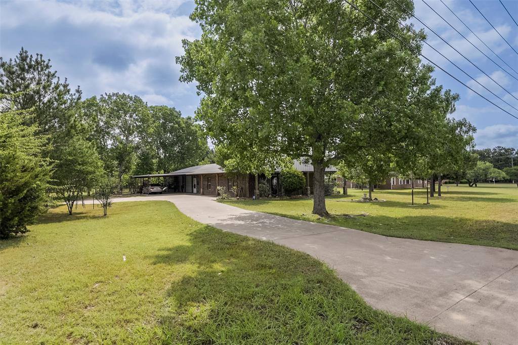 3625 Carla Court, Granbury, TX 76049