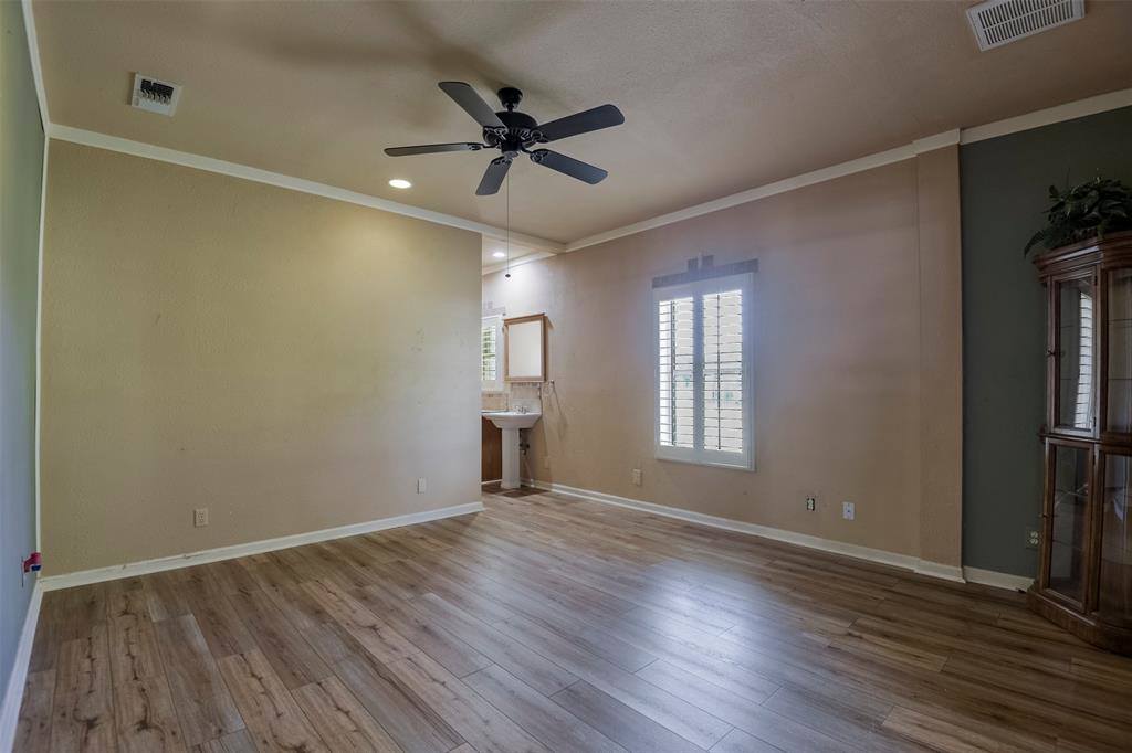 3625 Carla Court, Granbury, TX 76049