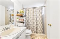 6941 Carlyle Avenue, Miami Beach, FL 33141
