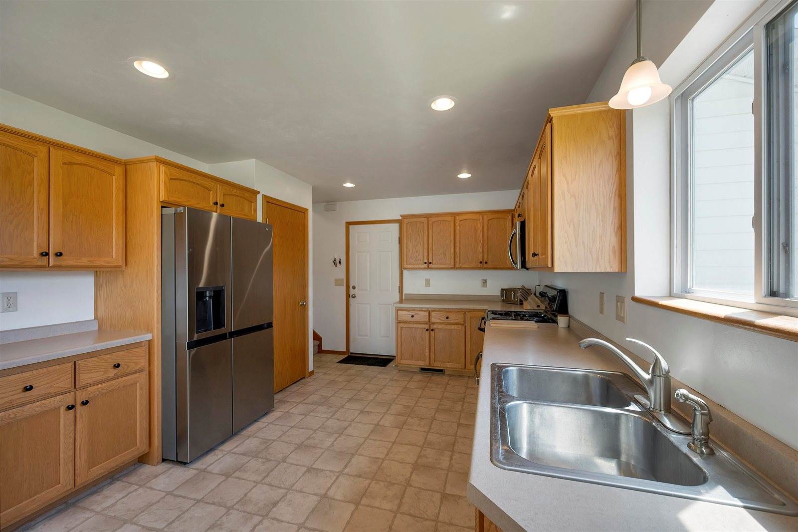 483 Madeline Lane, Little Suamico, WI 54141