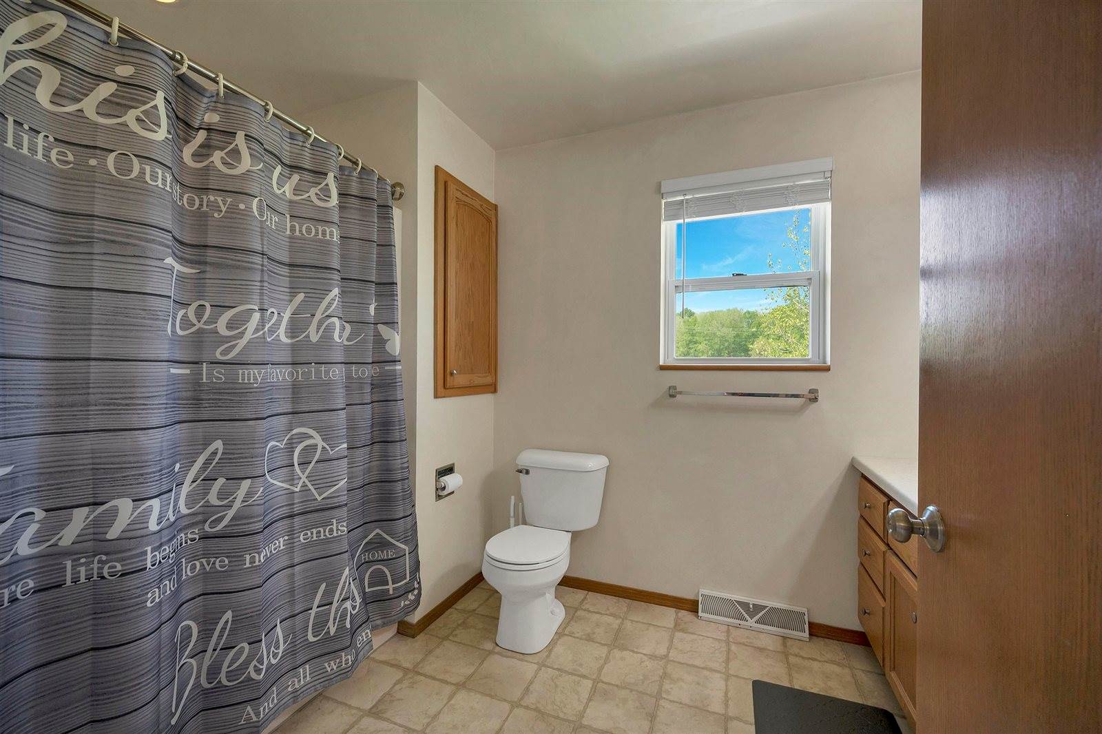 483 Madeline Lane, Little Suamico, WI 54141
