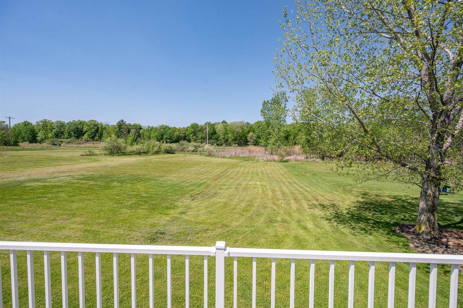 483 Madeline Lane, Little Suamico, WI 54141