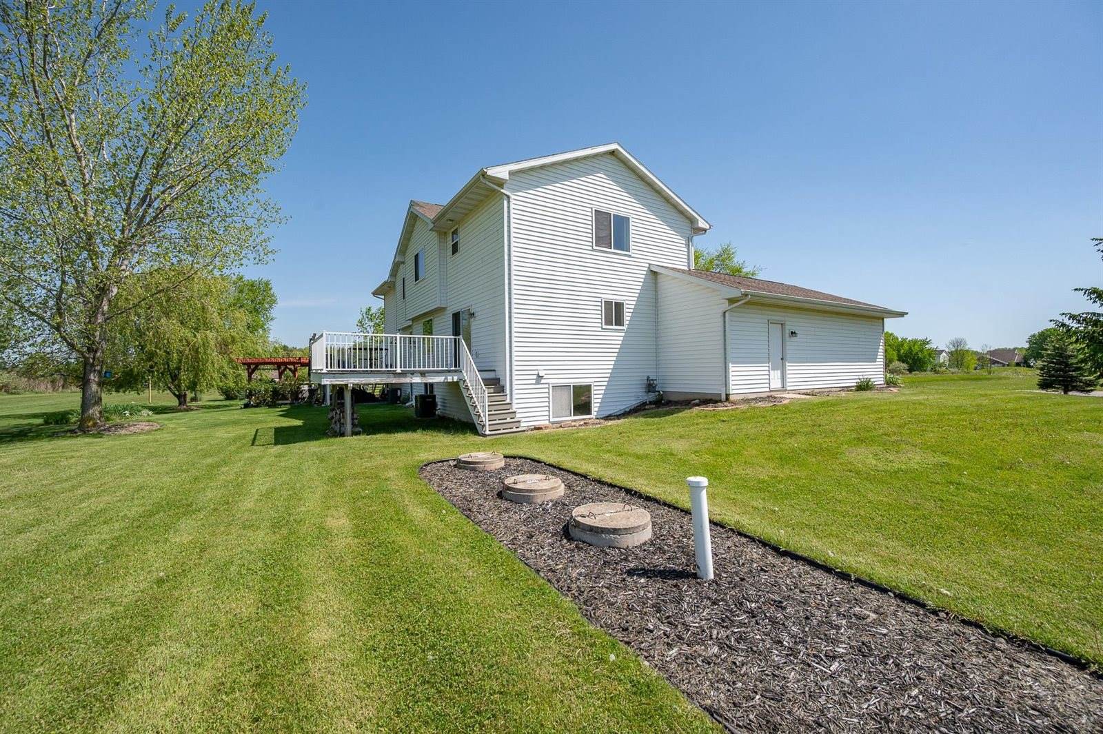 483 Madeline Lane, Little Suamico, WI 54141