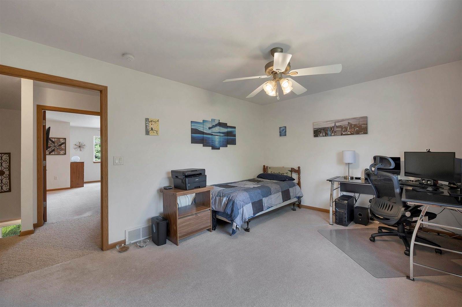 1909 Riverside Drive, Green Bay, WI 54313