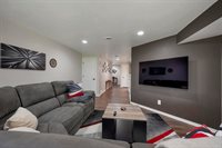 1909 Riverside Drive, Green Bay, WI 54313