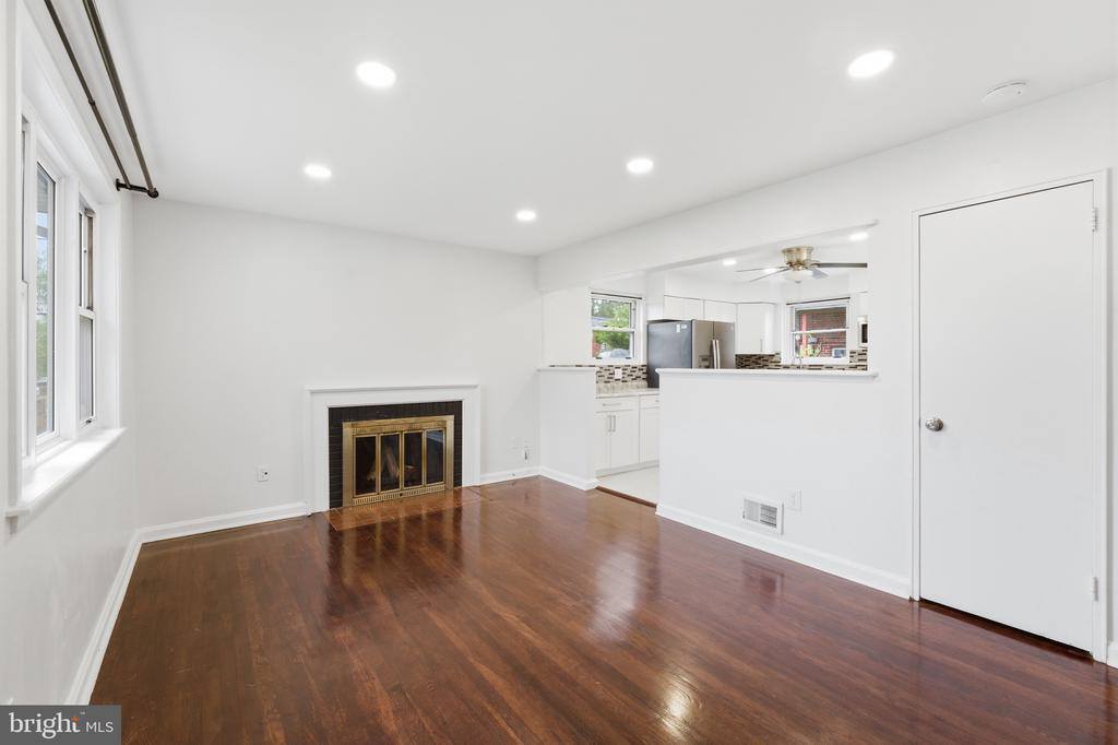 6922 Emerson Street, Hyattsville, MD 20784