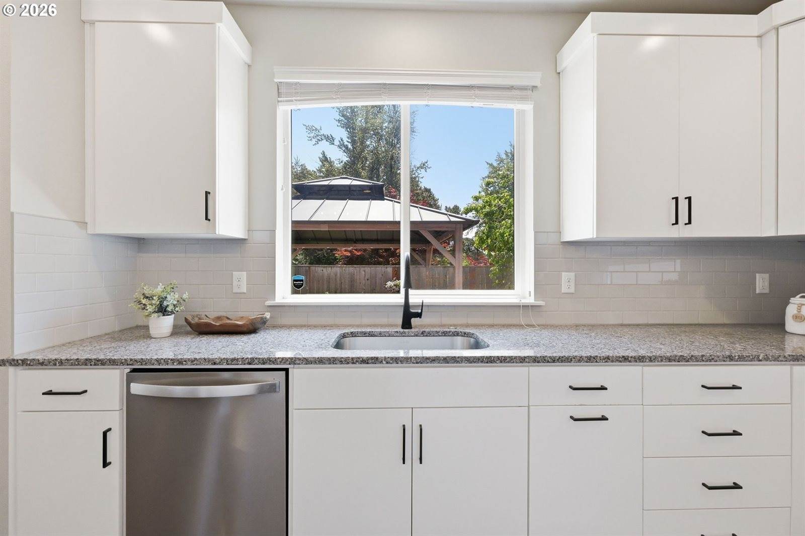 8100 SW Ryber Rd, Wilsonville, OR 97070