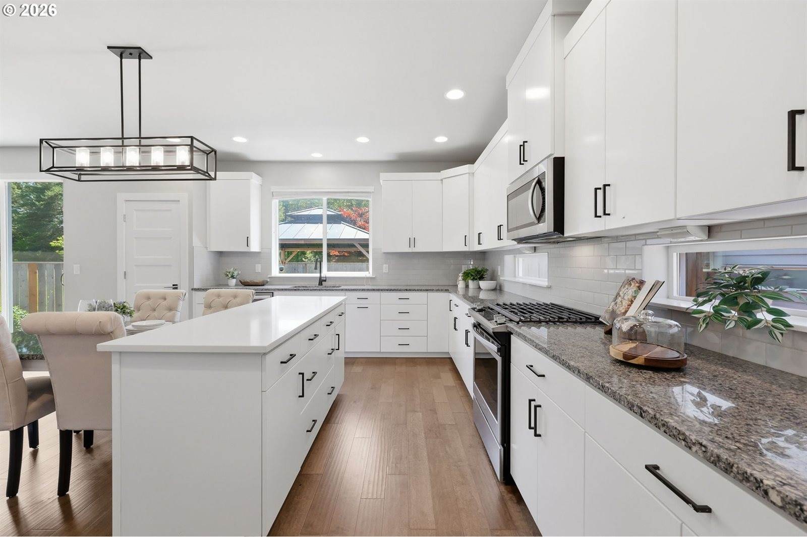 8100 SW Ryber Rd, Wilsonville, OR 97070