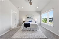8100 SW Ryber Rd, Wilsonville, OR 97070