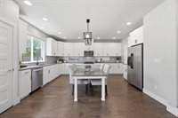 8100 SW Ryber Rd, Wilsonville, OR 97070