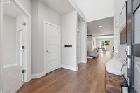 8100 SW Ryber Rd, Wilsonville, OR 97070