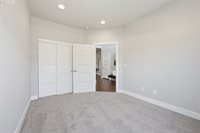 8100 SW Ryber Rd, Wilsonville, OR 97070