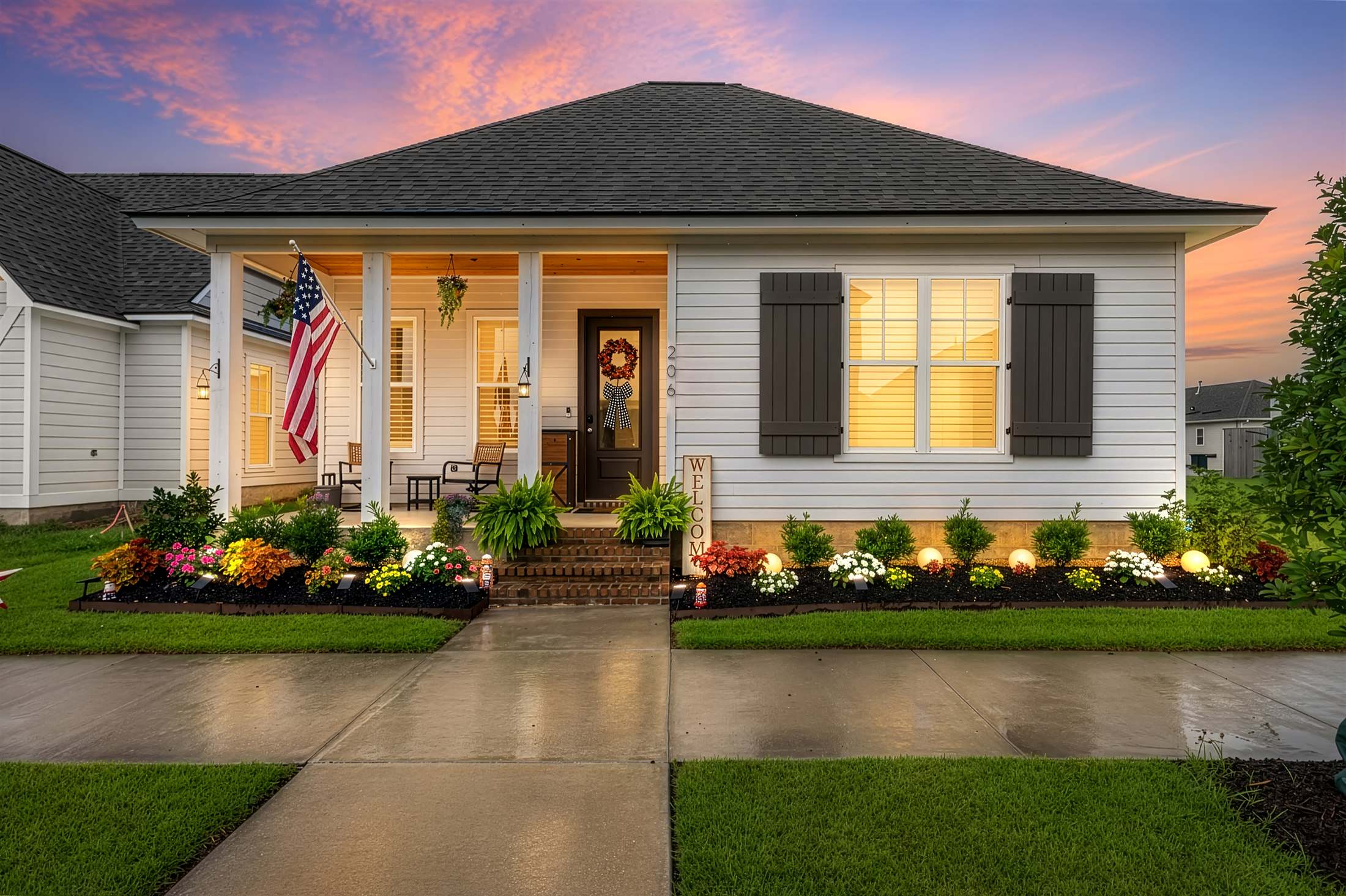 206 Oak Village Drive, Scott, LA 70583