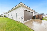 206 Oak Village Drive, Scott, LA 70583