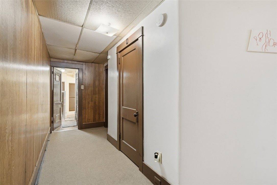 19 Singer Ave, McKees Rocks, PA 15136