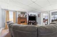 19 Singer Ave, McKees Rocks, PA 15136