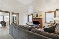 19 Singer Ave, McKees Rocks, PA 15136