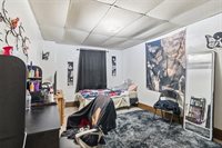 19 Singer Ave, McKees Rocks, PA 15136