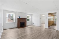 19 Singer Ave, McKees Rocks, PA 15136