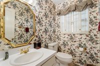 6835 Bowerman Street East, Worthington, OH 43085