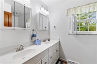 6835 Bowerman Street East, Worthington, OH 43085