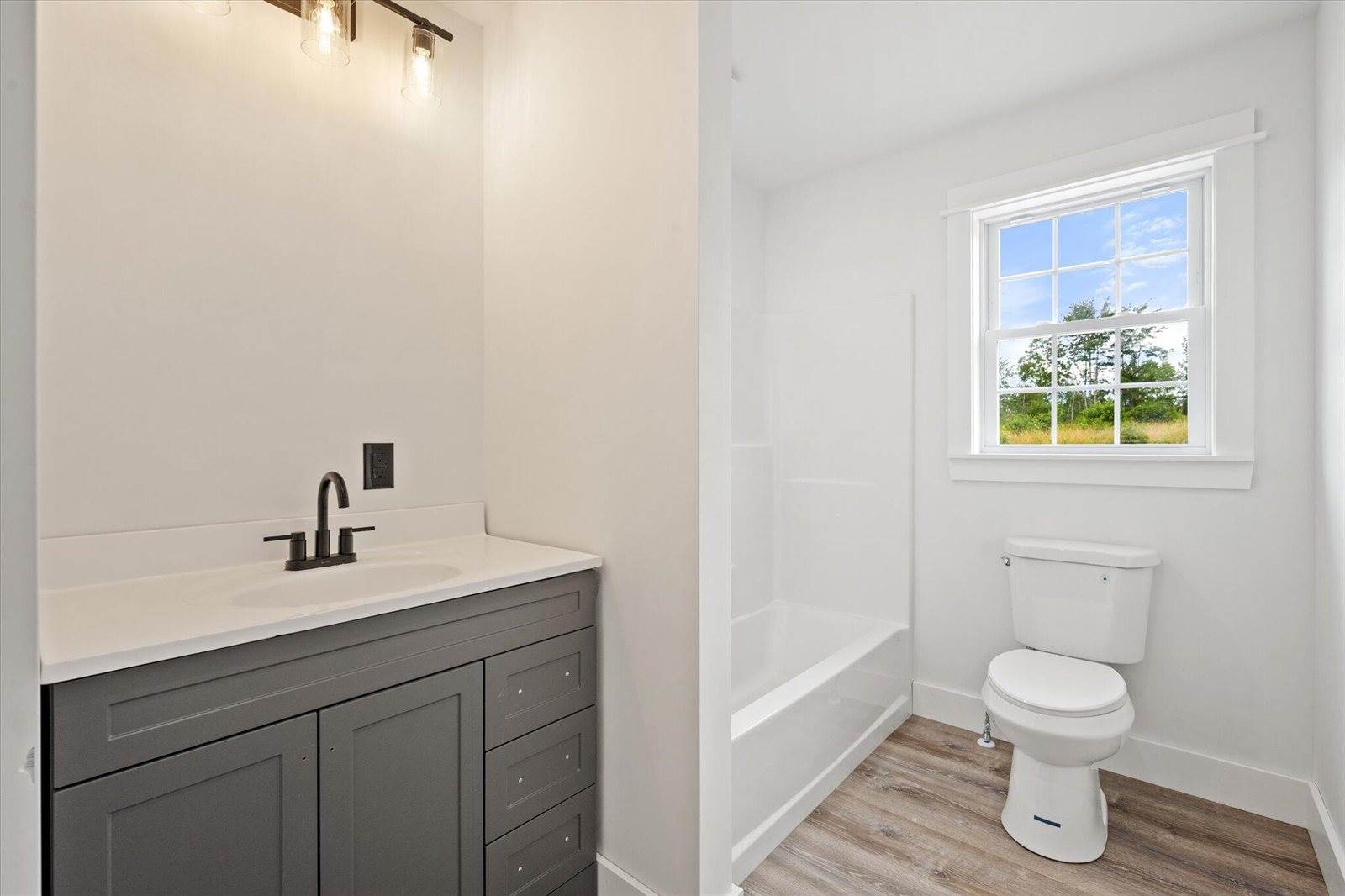 282 Merrill Road, Levant, ME 04456