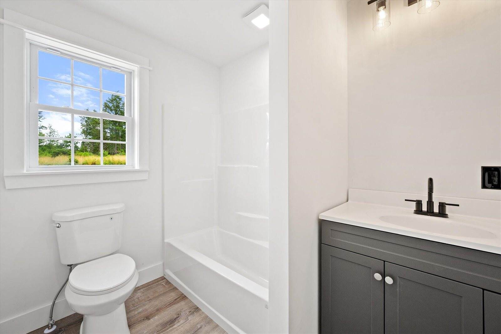282 Merrill Road, Levant, ME 04456