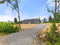 282 Merrill Road, Levant, ME 04456