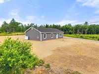 282 Merrill Road, Levant, ME 04456