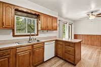 306 Silverhill Drive, Houghton Lake, MI 48629