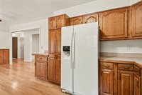306 Silverhill Drive, Houghton Lake, MI 48629