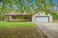 306 Silverhill Drive, Houghton Lake, MI 48629