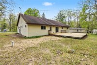 306 Silverhill Drive, Houghton Lake, MI 48629