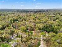306 Silverhill Drive, Houghton Lake, MI 48629