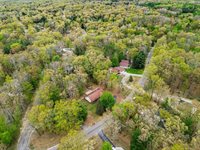 306 Silverhill Drive, Houghton Lake, MI 48629