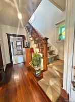 32 Herbert Avenue, Port Washington, NY 11050