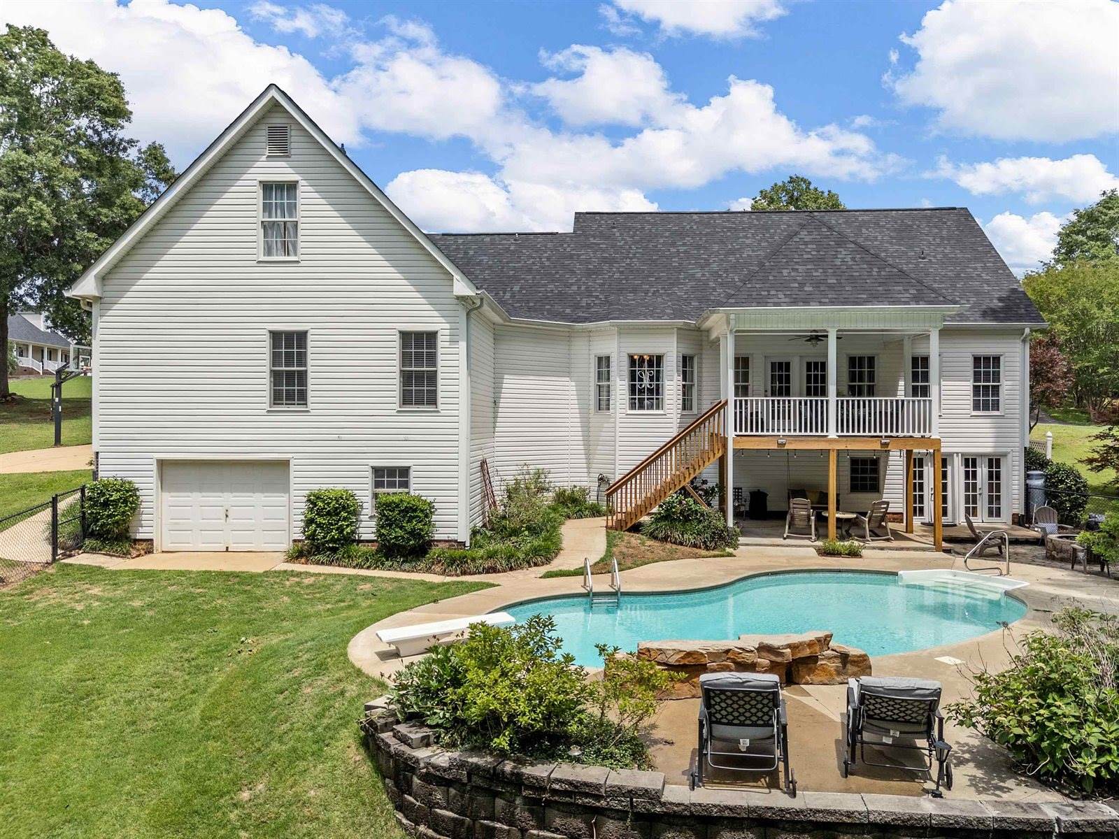 379 Shallowford Drive, Boiling Springs, SC 29316