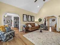379 Shallowford Drive, Boiling Springs, SC 29316