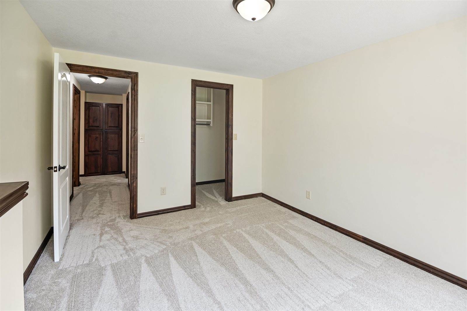 2034 South Sierra Hills Ct, Wichita, KS 67230