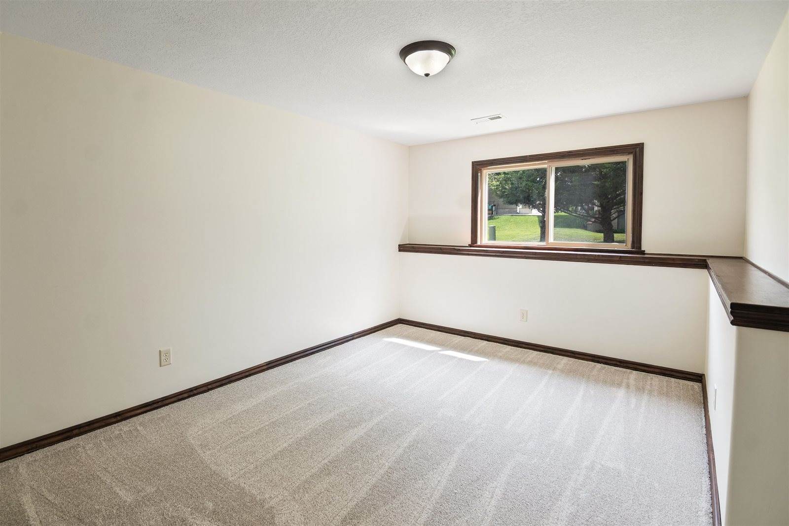 2034 South Sierra Hills Ct, Wichita, KS 67230