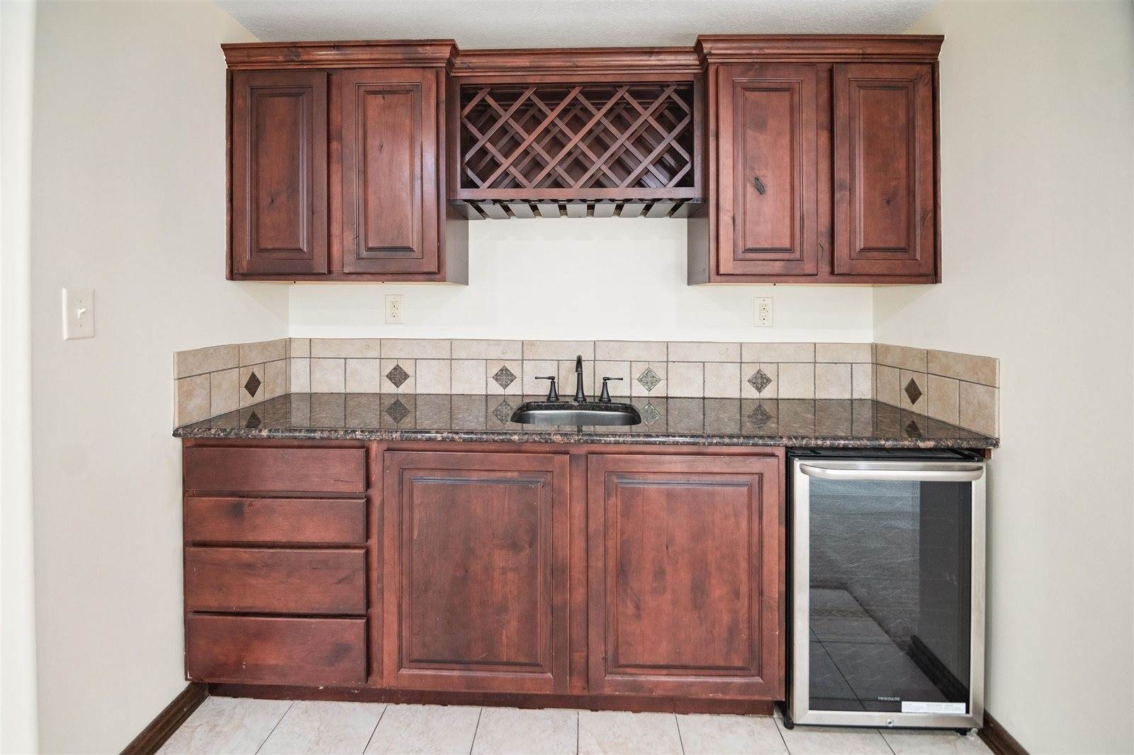 2034 South Sierra Hills Ct, Wichita, KS 67230